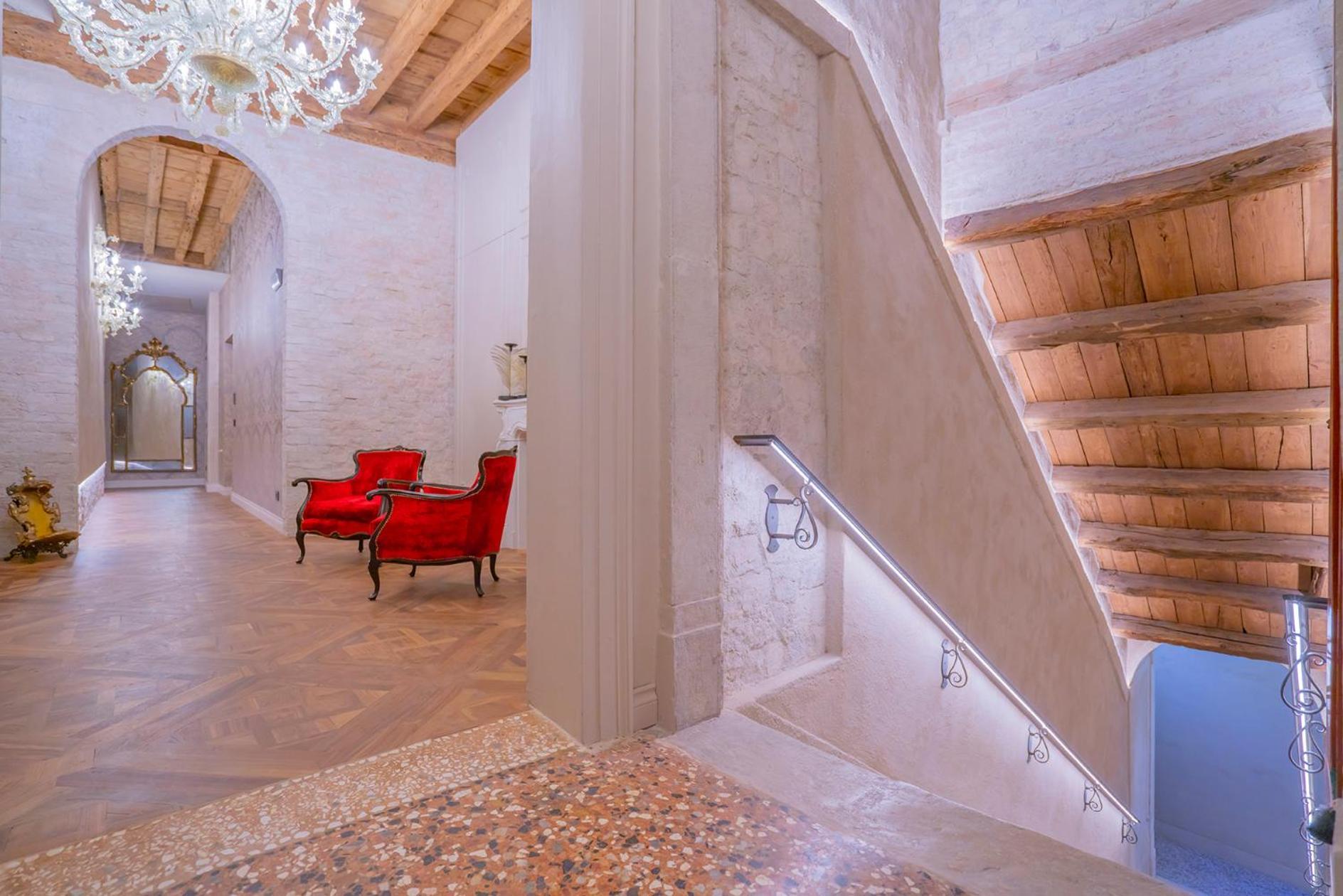 ונציה Corte Rubbi 8 Luxury Two-Bedroom Apartment -Dimora Italia - מראה חיצוני תמונה